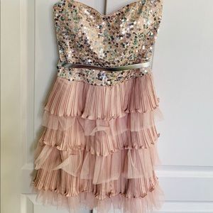 Sweetheart neckline Cocktail Dress with Sequins